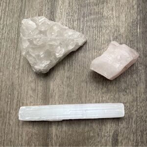 (Bundle) 3 Crystals And Stones Rose Quartz Selenite Clear Quartz Natural